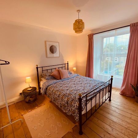 Beautiful 2 Bed End Terrace Victorian Town House Redruth Exterior foto